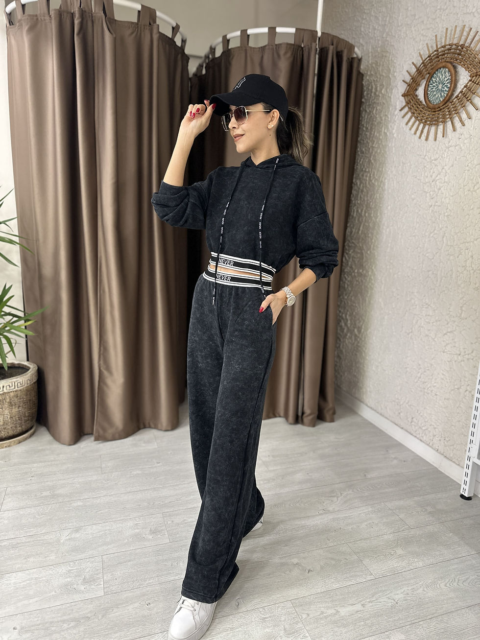 LASTİK DETAYLI EŞOFMAN TAKIM