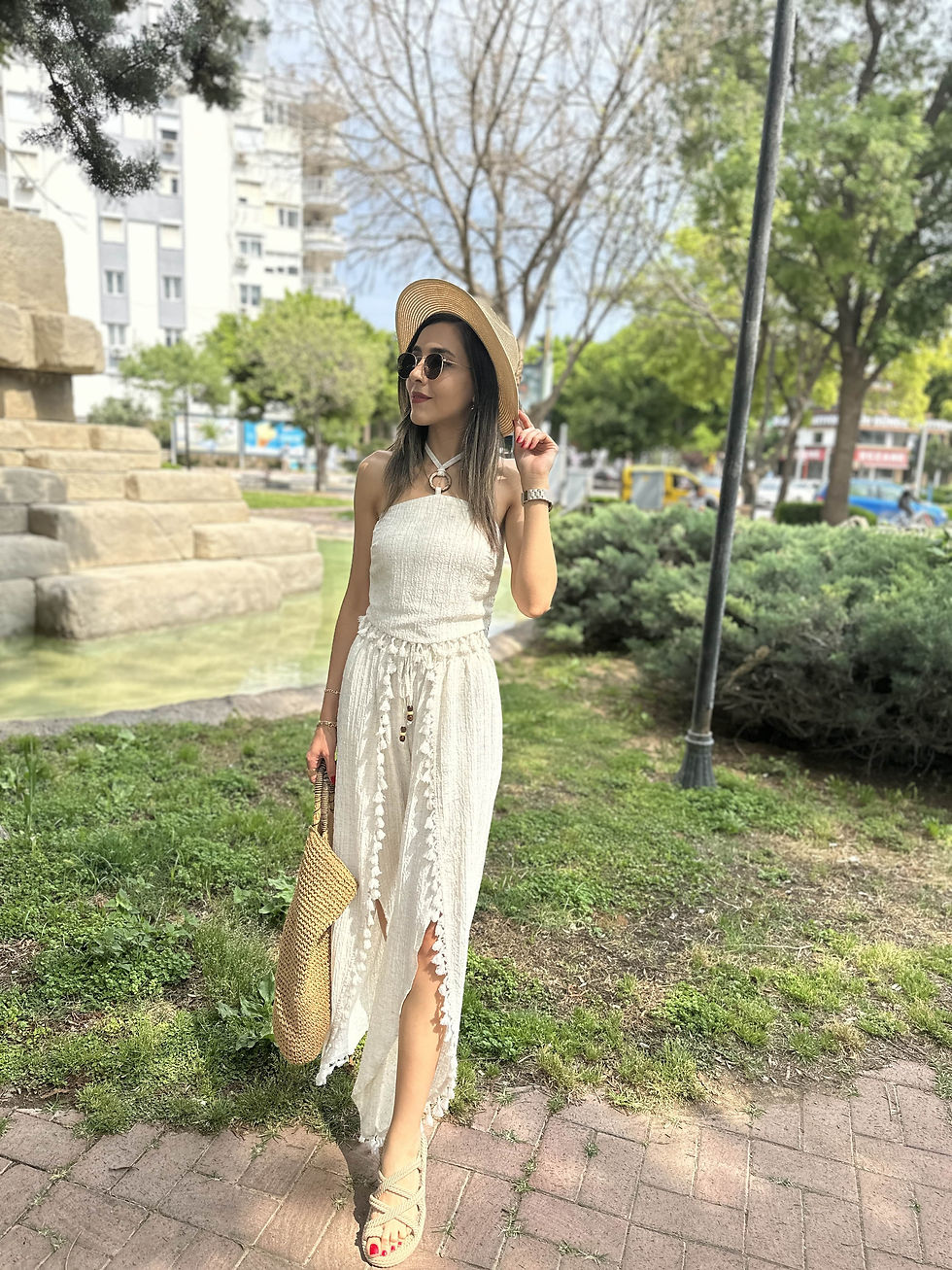 PÜSKÜLLÜ DERİN YIRTMAÇLI İKİLİ TAKIM