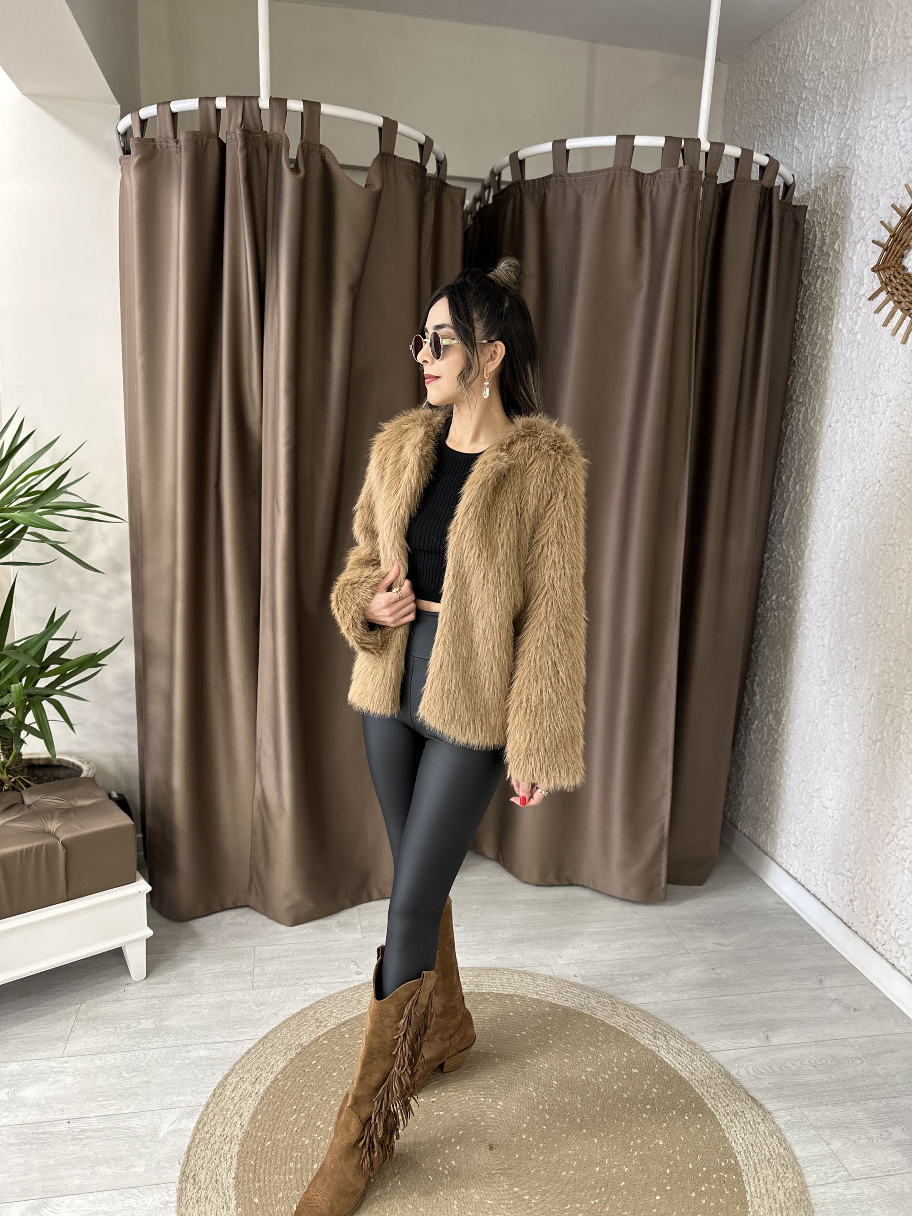 YAKASI KOPÇALI PREMİUM KÜRK