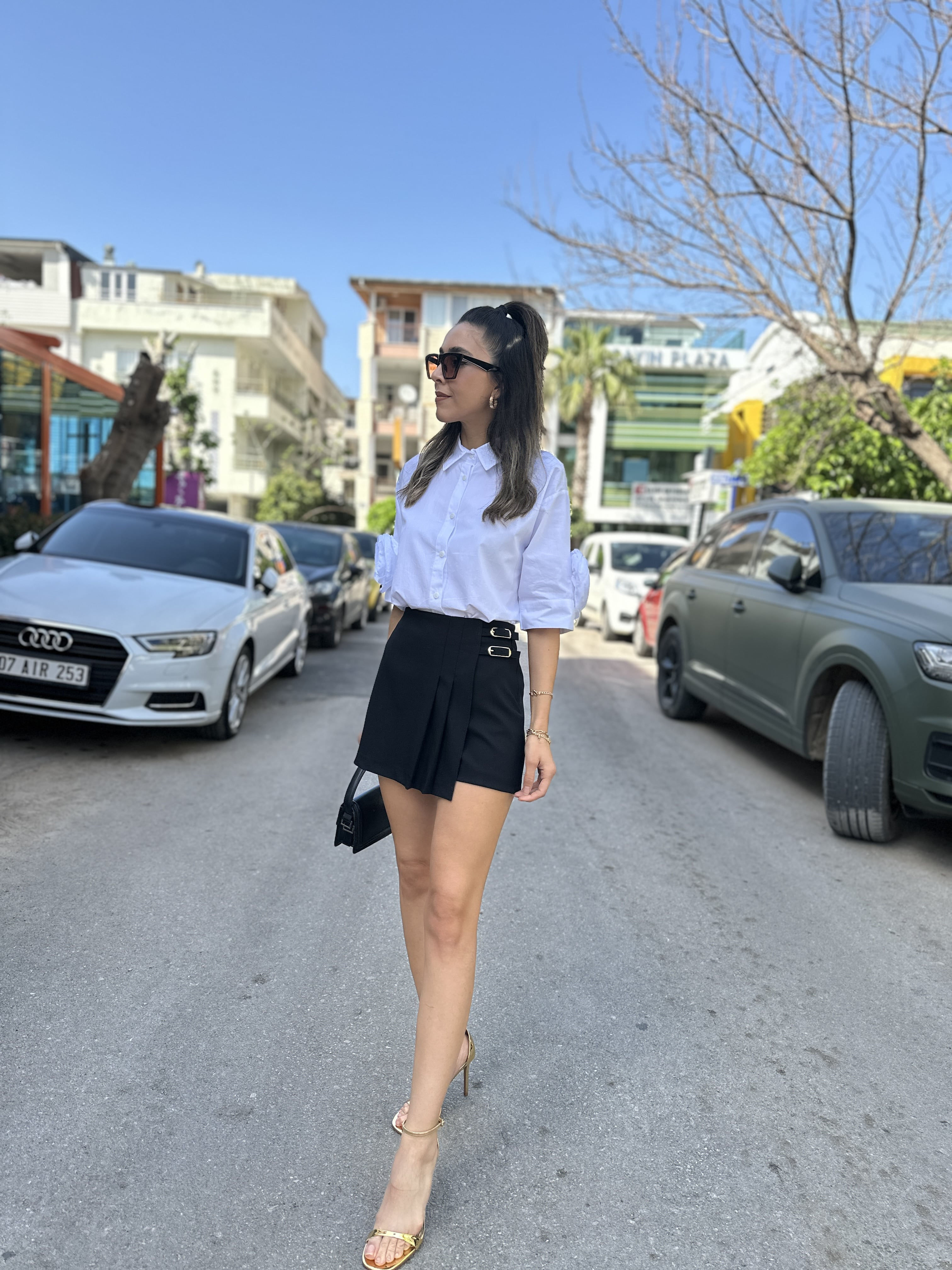 TOKA DETAYLI ŞORT ETEK