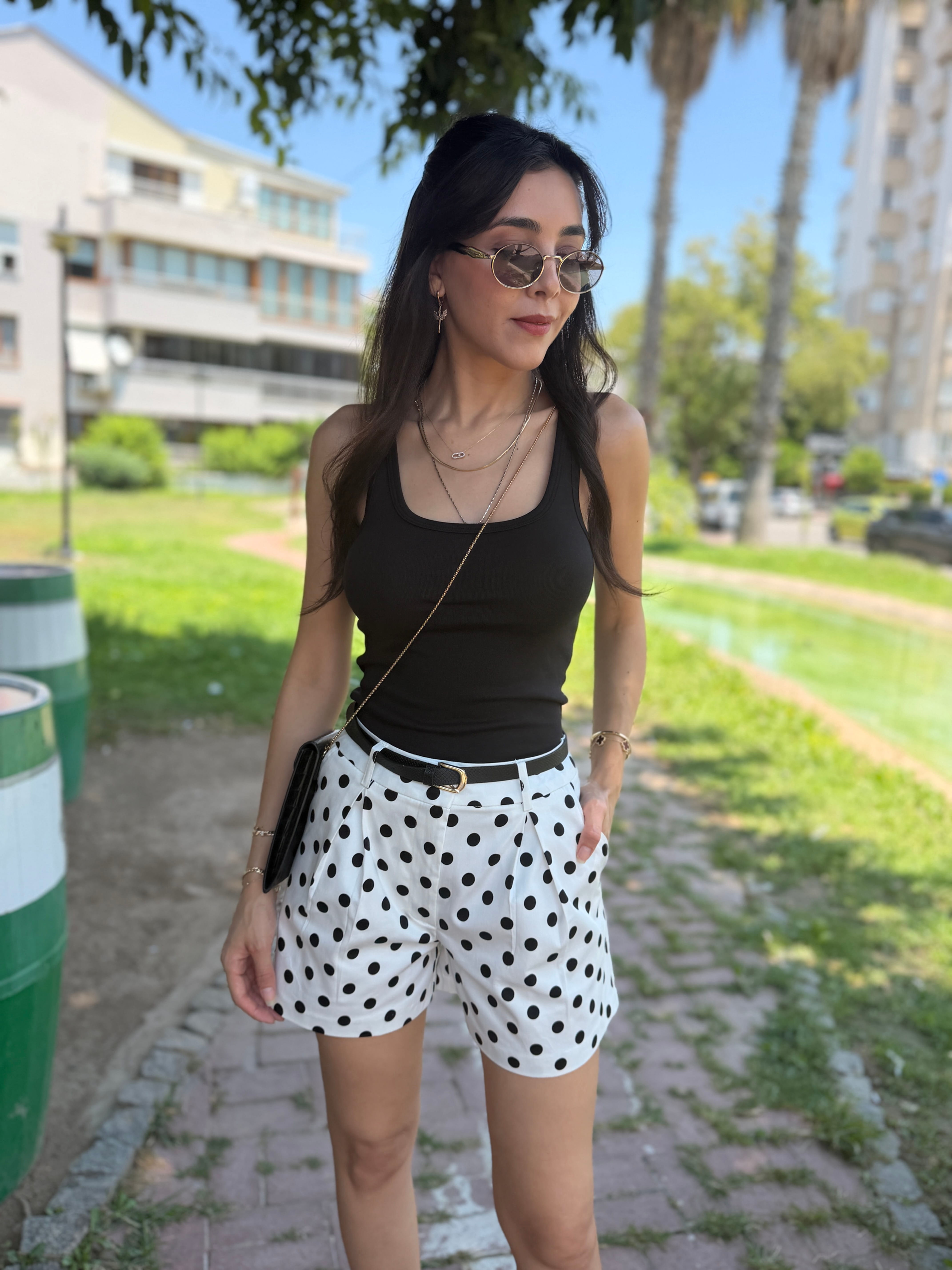 KEMERLİ PUANTİYE ŞORT