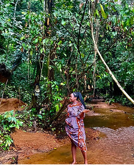 Nadege in Kamerun