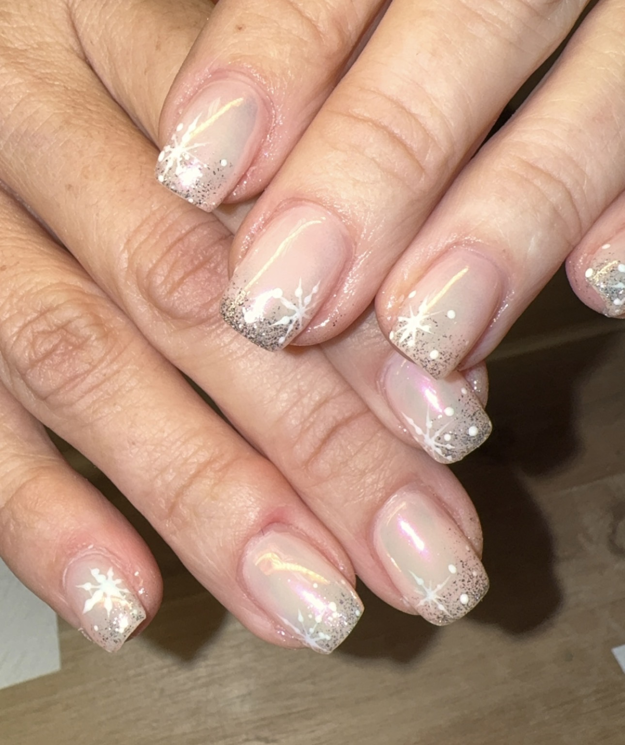 Shimmer tips with white starbursts by Sherry Ball