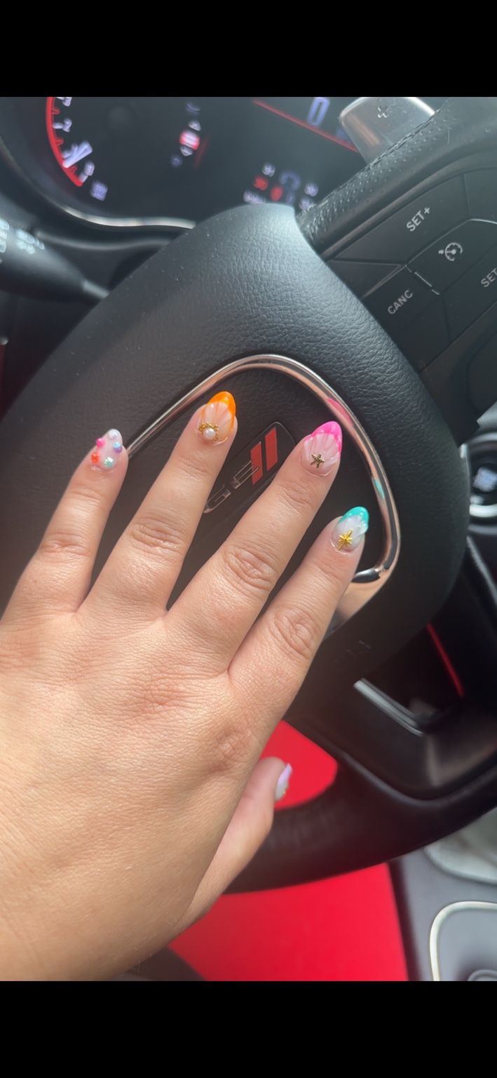 Colorful beach-inspired nails by Chelsi Troxell