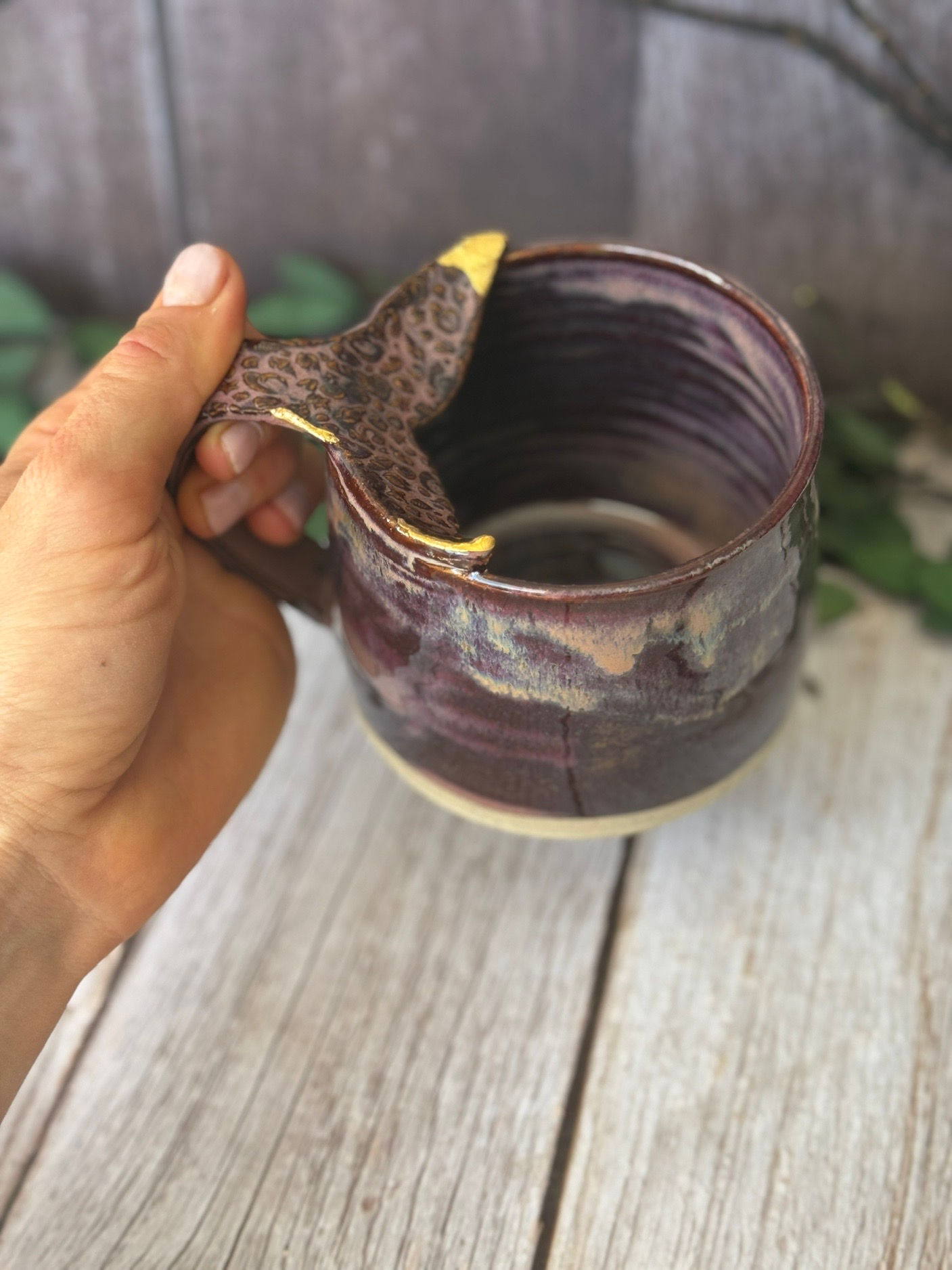 Whale tail handle mug -Dark Red