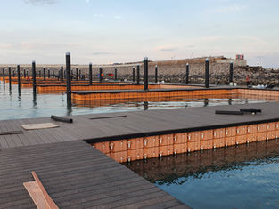 Solusi Terbaik: Composite Decking untuk Dermaga di Indonesia