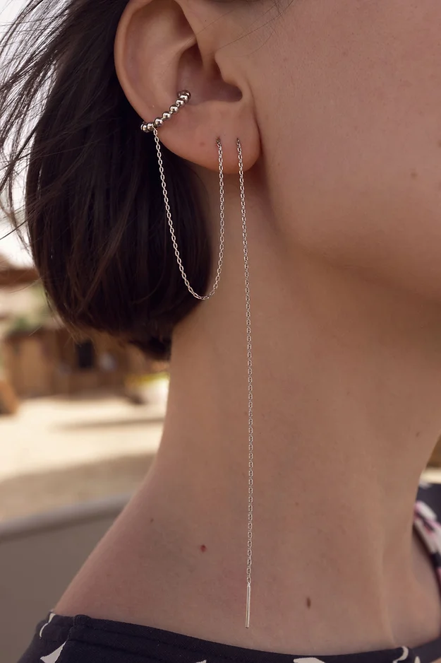 Silver cuff with chain 