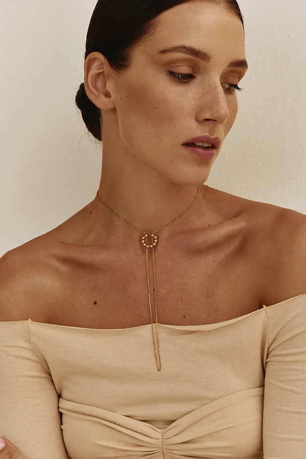 Cuff-necklace for boat neckline