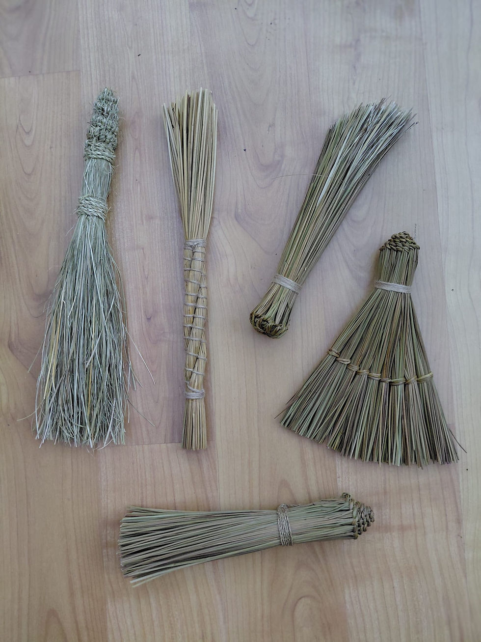 Using Juncus - Brushes and Rattles