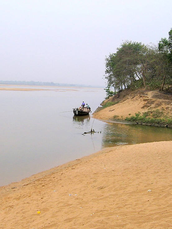 Damodar_River_1.jpg