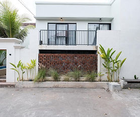 Under Market Price 2 Bedrooms Newly Renovated Villa