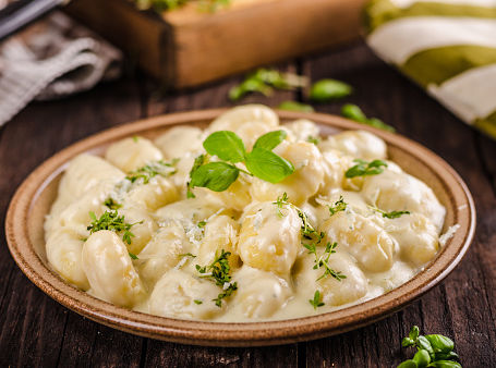 Gnocchi con gorgonzola.jpg
