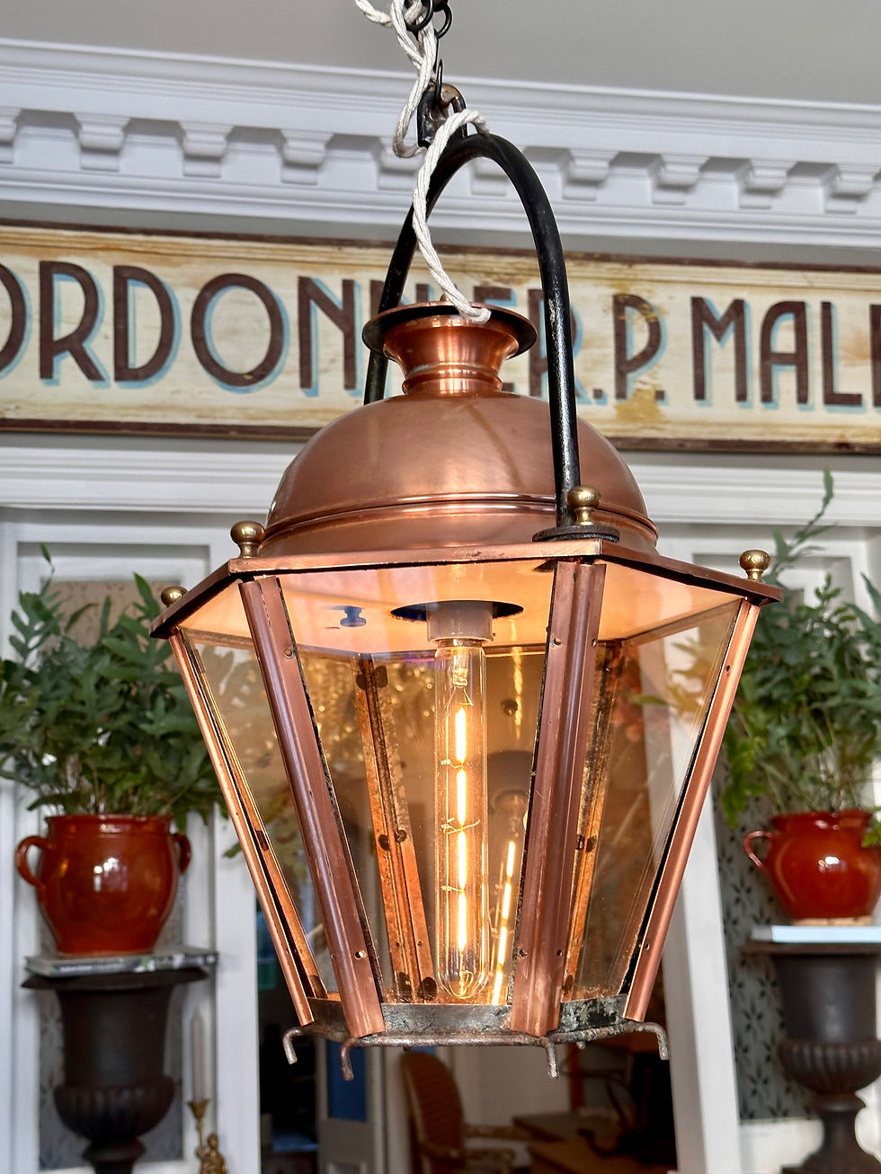 Thumbnail: Antique Copper Street Lamp