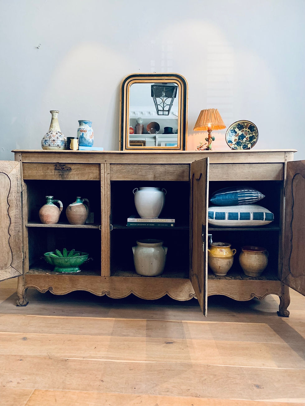 Thumbnail: Antique Buffet Sydney