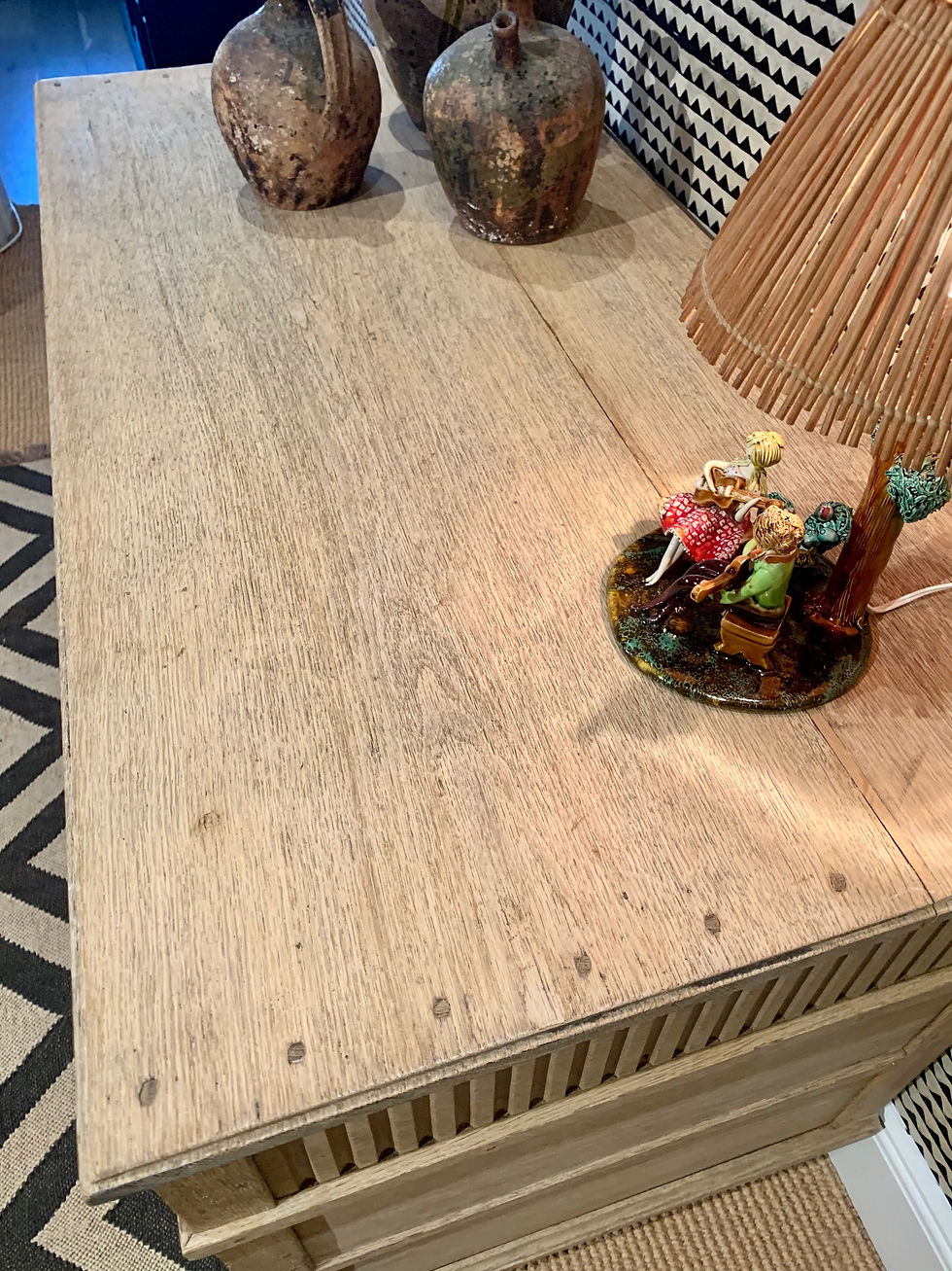 Thumbnail: Oak Chest of Drawers