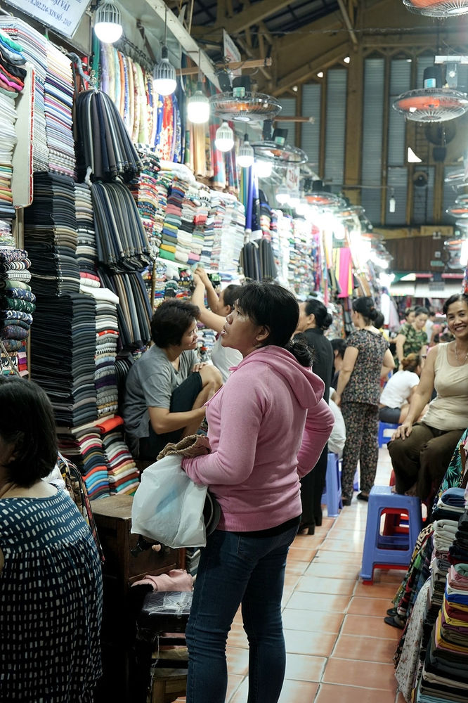 Fabrics Shopping in Saigon, Vietnam