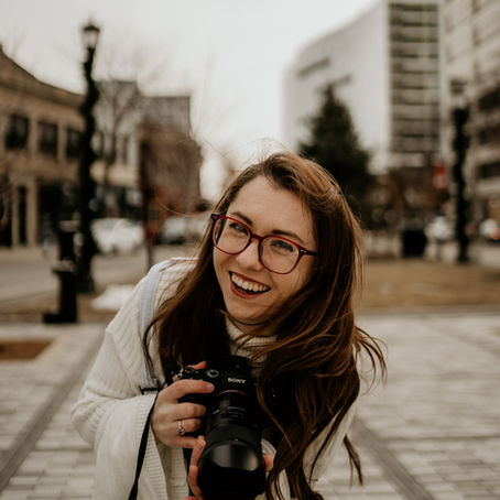 10 Questions to Ask When Hiring Your Wedding Photographer