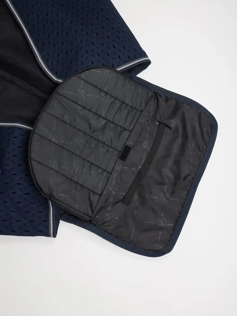 Thumbnail: Embroidered LeMieux Kudos 3D Mesh Travel Rug Navy