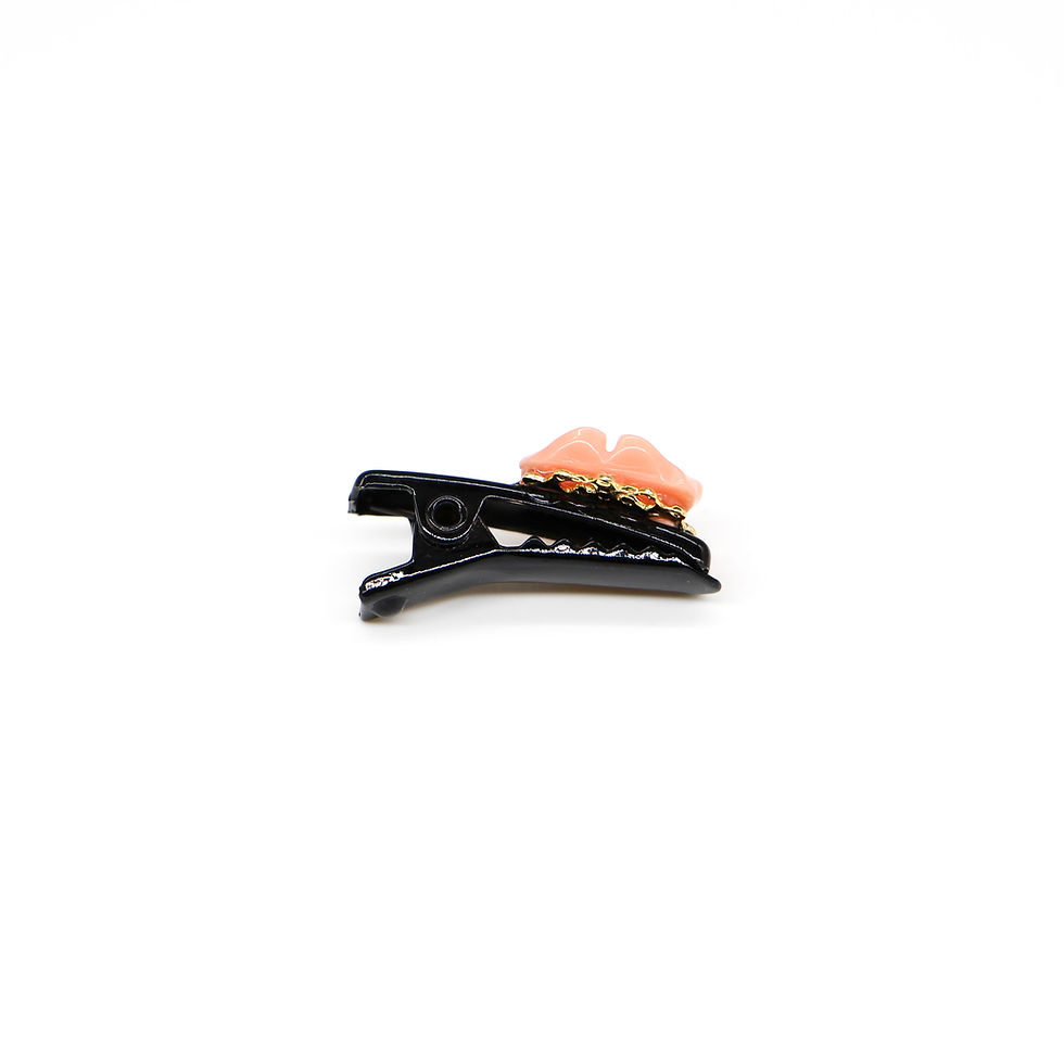 Thumbnail: Joyce Alligator Clip with Petunia