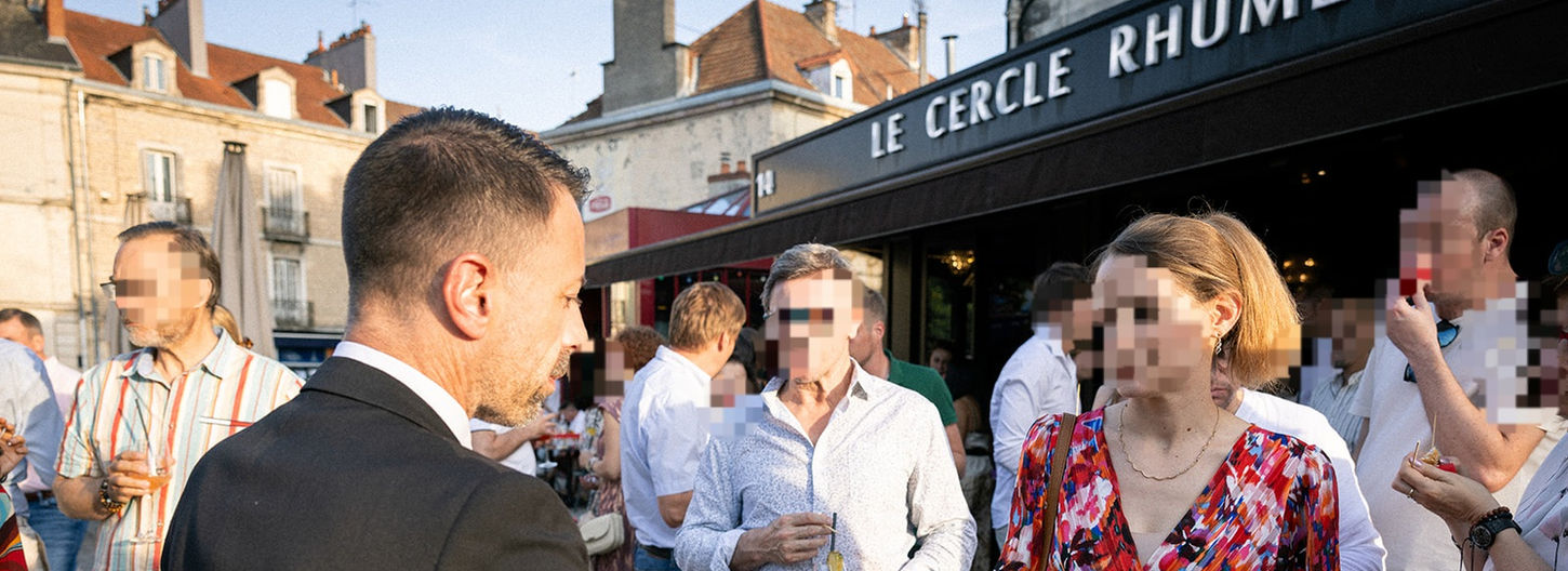 animation close-up pour un mariage, un séminaire, une anniversaire, une inauguration, un cocktail, un repas, un Brunch....