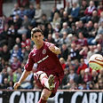 Bruno-Aguiar-goal-Hearts-v-Celtic_2145186_edited.jpg