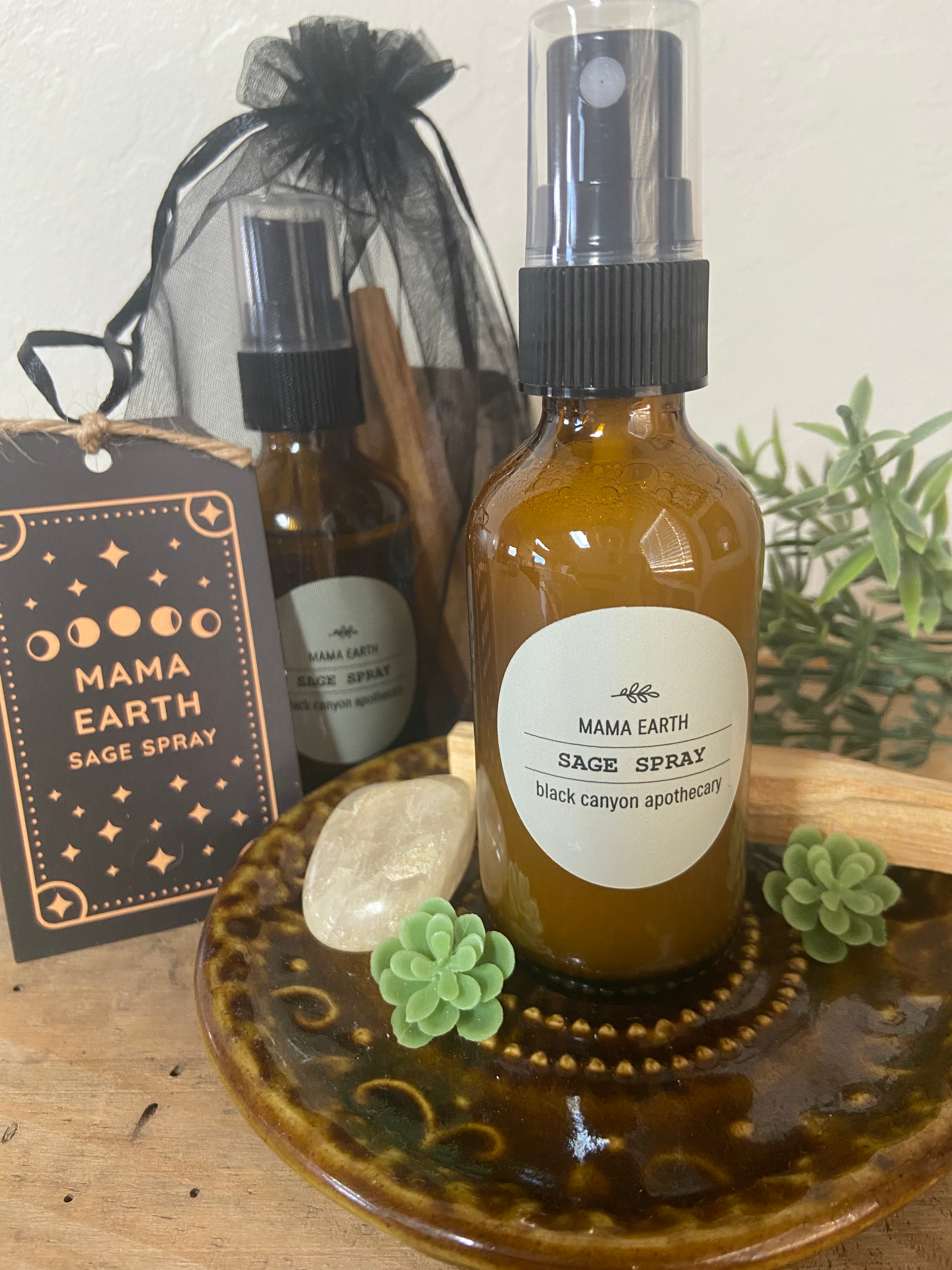 Mama Earth Sage Spray