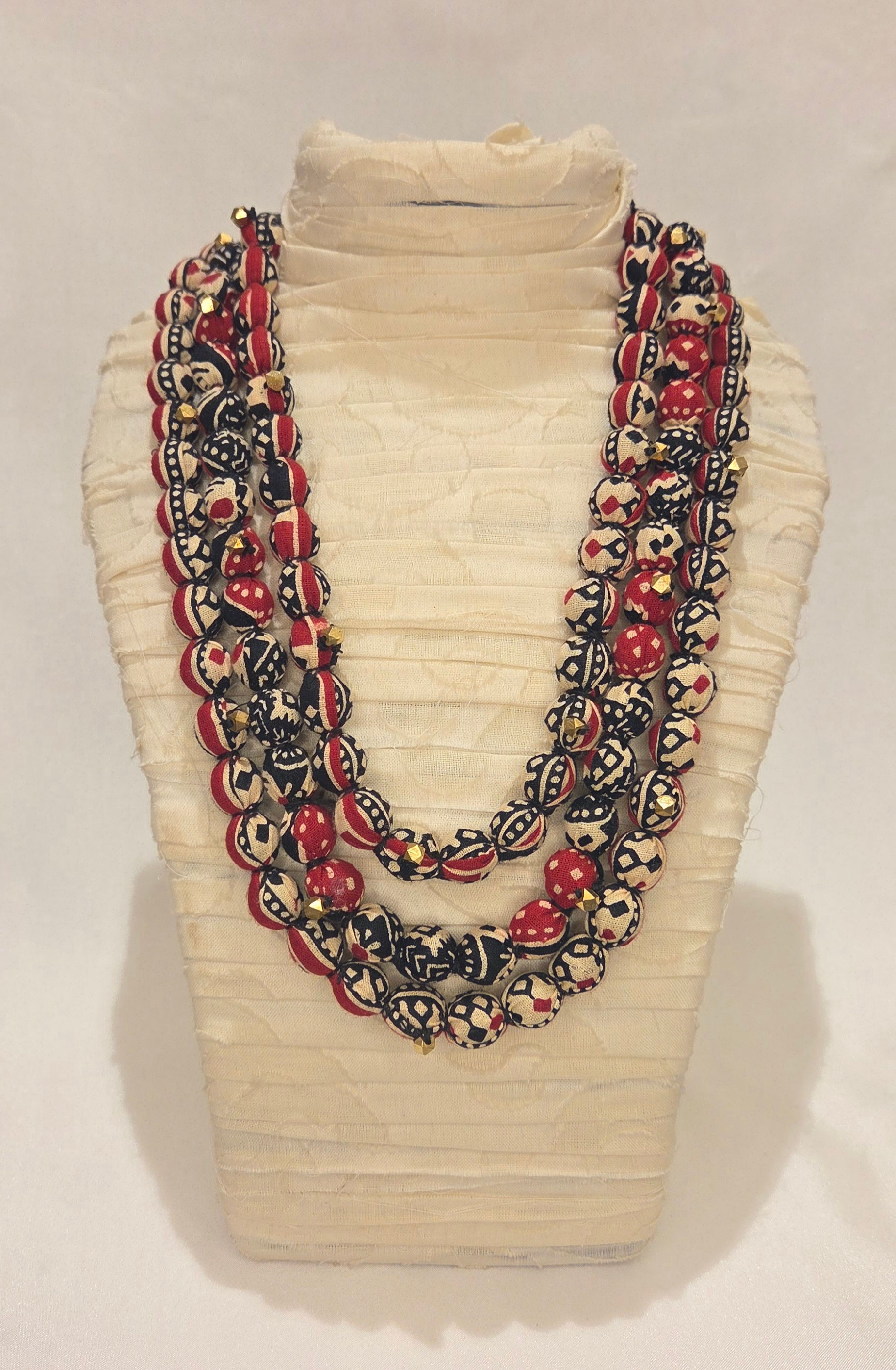 HANDCRAFTED DOKRA NECKLACE