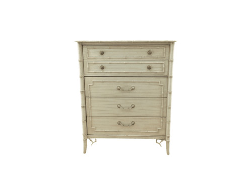 thomasville furniture dresser Vintage Thomasville Nine Drawer Bedroom Dresser