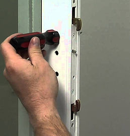professional-sliding-door-lock-repair.jpg
