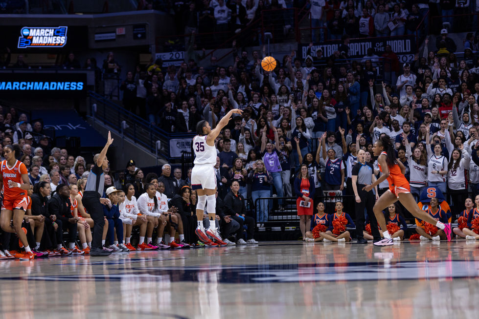 TaraDeluca_APE_SyracuseGame_03232026-47