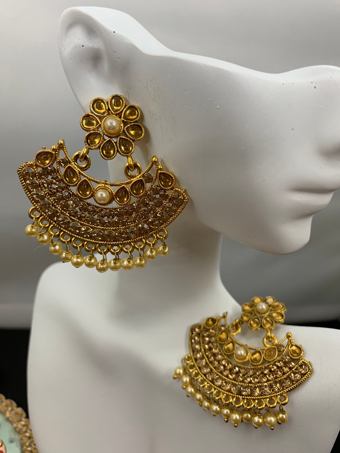 Earrings - Zuri Ladli, Attractive Beloved Collection 💎