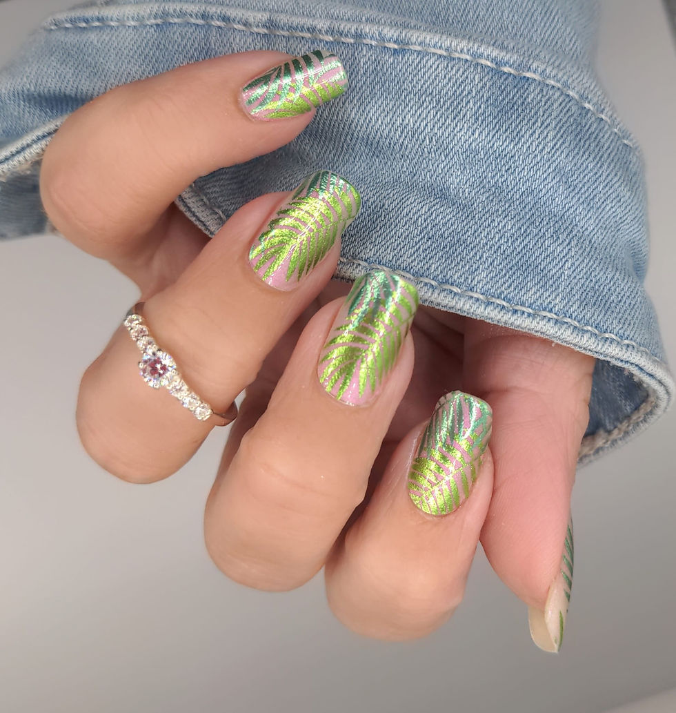 Miniaturbild: Metallic Palm Fronds