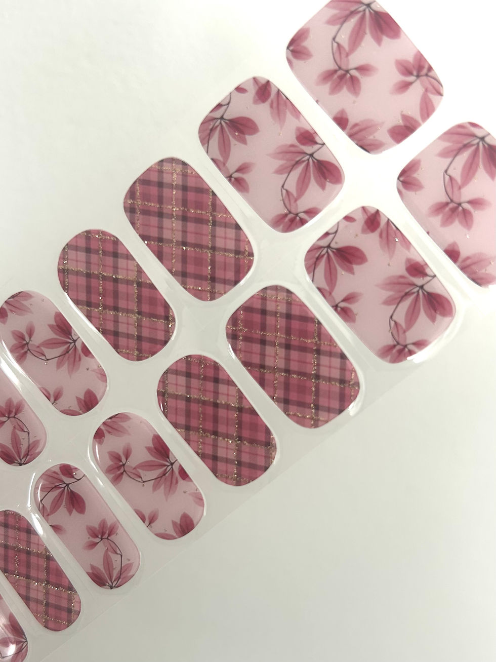 Thumbnail: UV- Rose Tartan
