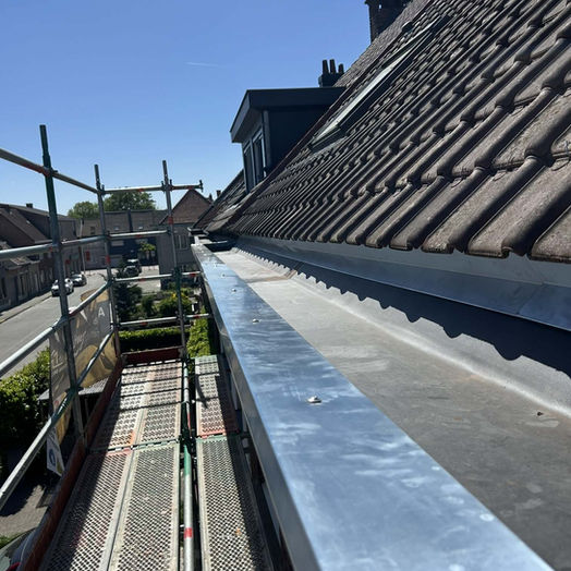 Renovatie dakgoot