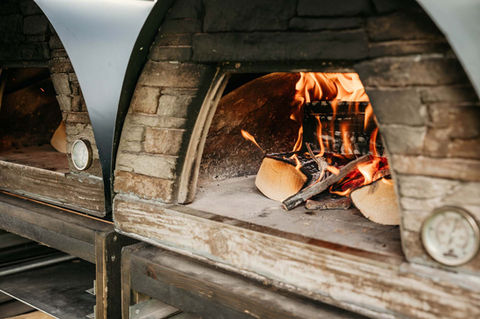 Artisanale houtoven