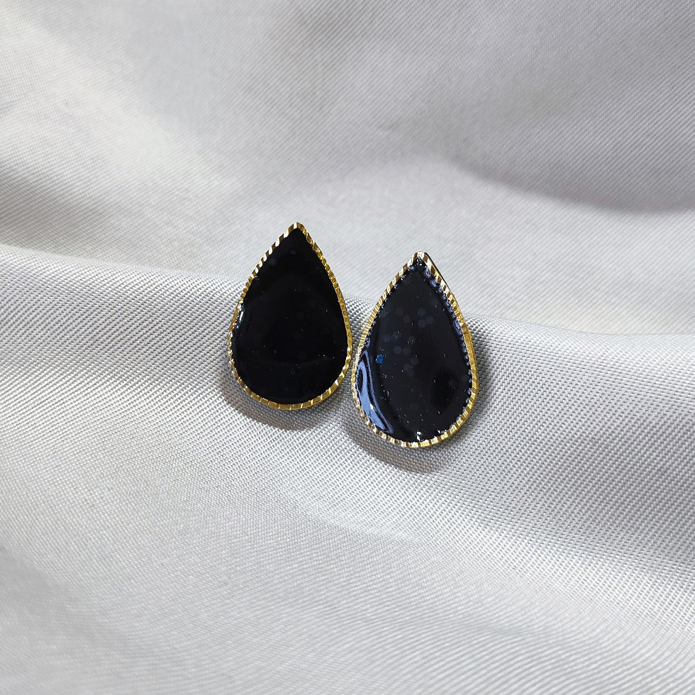 Miniature : Boucles d'oreilles femme élégantes et chic - noir pailleté