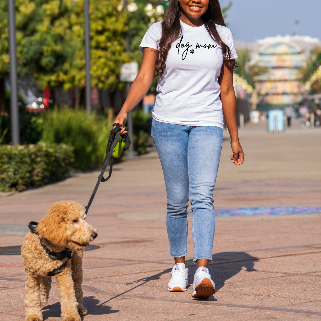 OTC-266 Dog Mom (paw)