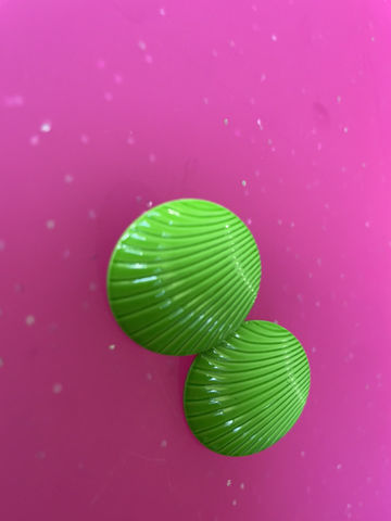 Thumbnail: Ron Chudy Collection - Electric Lime Shell Earrings 