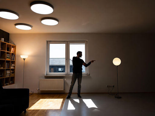 Brak prądu w jednym gniazdku lub pokoju.