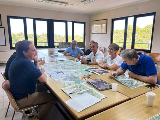 Nuova piazza di Poggio dei Pini: dalla riunione gli spunti per il progetto definitivo.