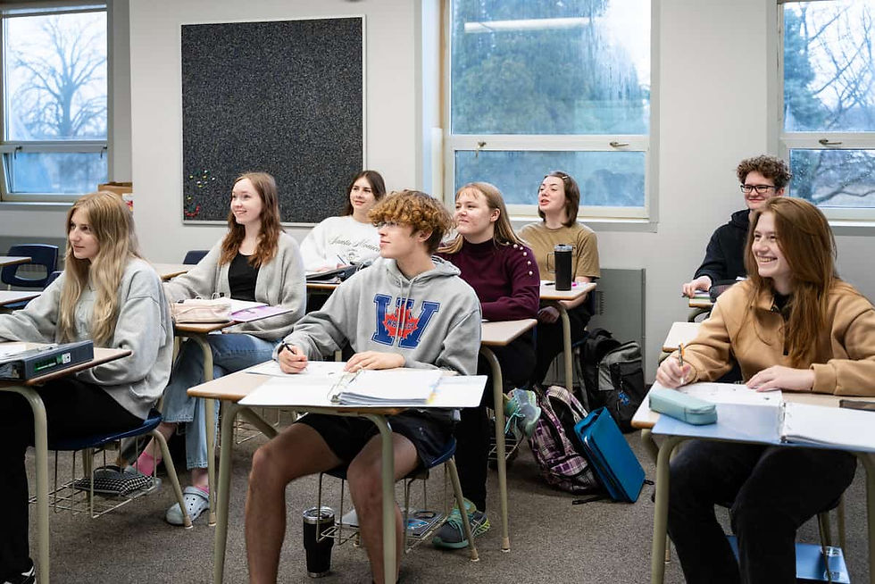 UMEI students in Religious Studies class