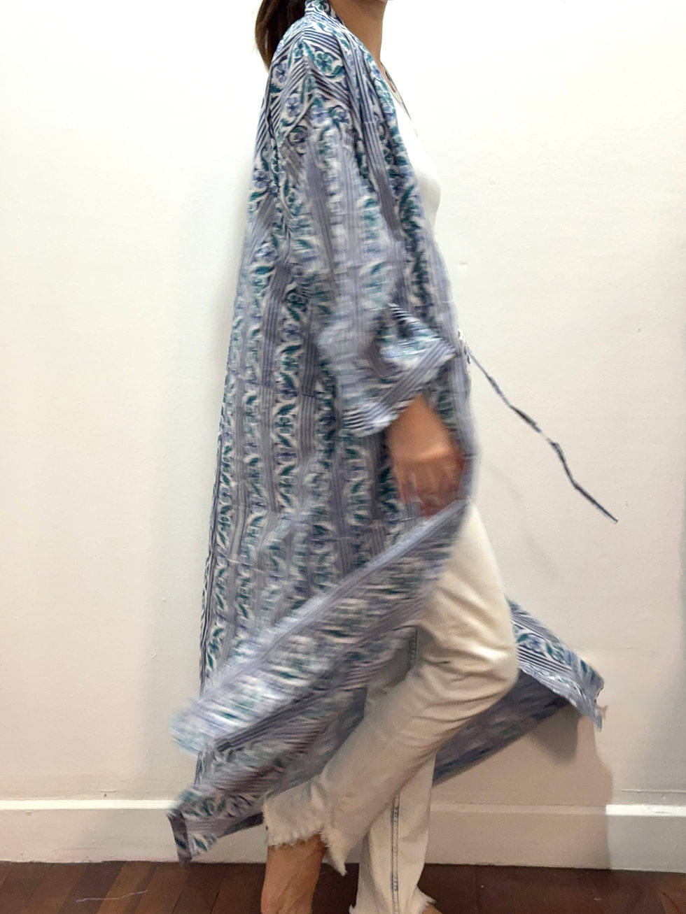 Thumbnail: Kimono in Blue and White Wave Flora 195