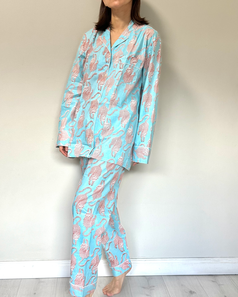 Thumbnail: Long Pajama Set in Ice Blue Tiger Print