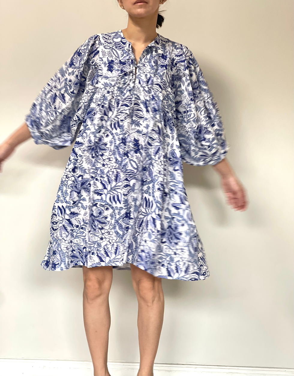 Thumbnail: Mini Dress in Blue and White Wild Flora 12