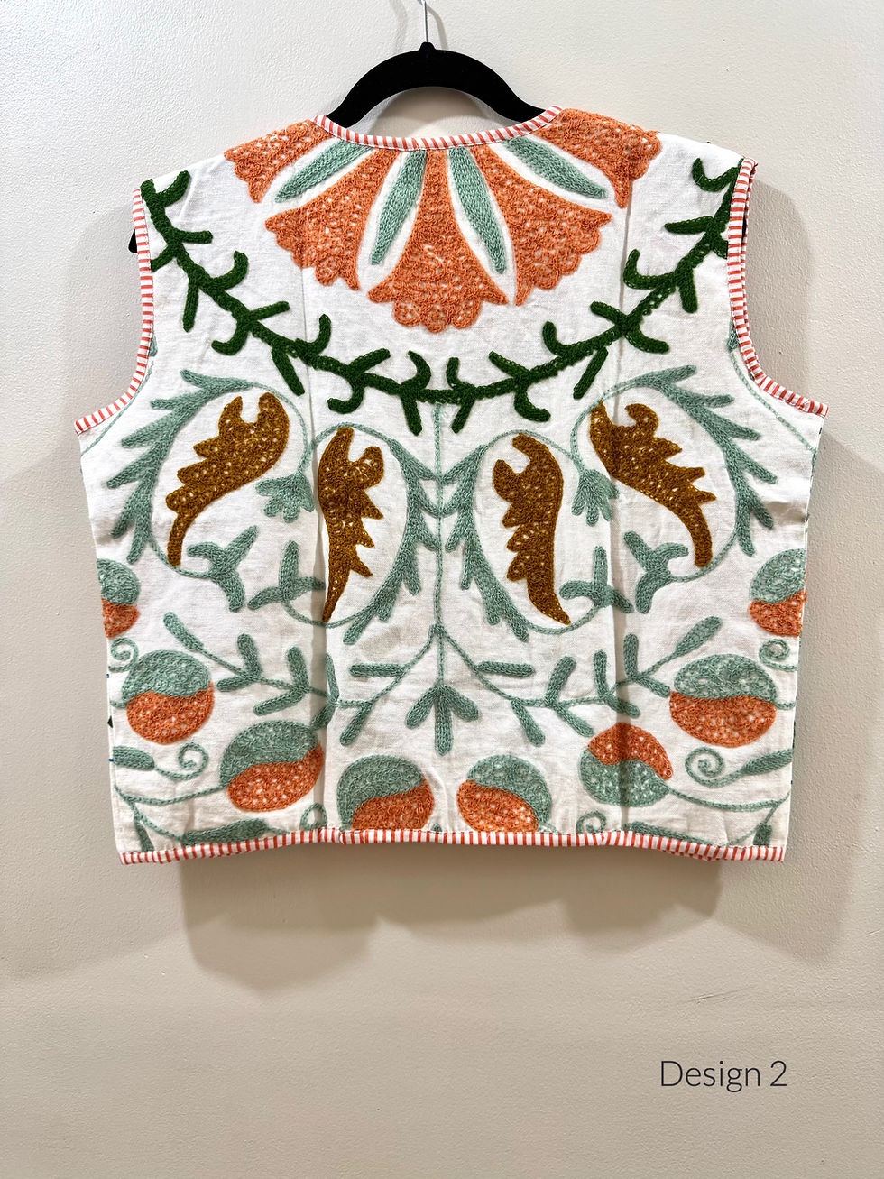 Thumbnail: Suzani Vest in White and Peach Flora 80