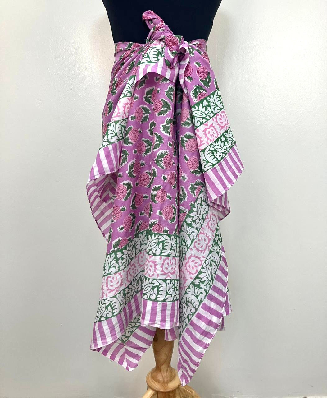 Sarong in Purple Tiled Mums 298