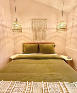 casa joelle queen bed