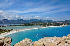 beach-3416010_1920.jpg