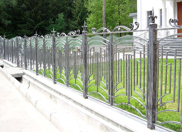 Забор из профтрубы | Установка заборов в Твери | ЗаборOk