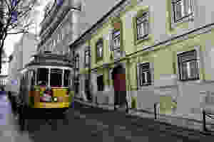 voyage portugal visiter lisbonne tramway